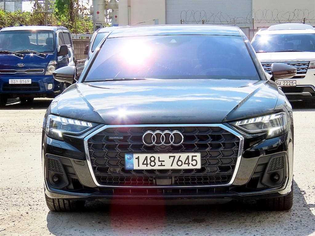 A8 (D5) 55 TFSI 콰트로 LWB 프리미엄 2022년식