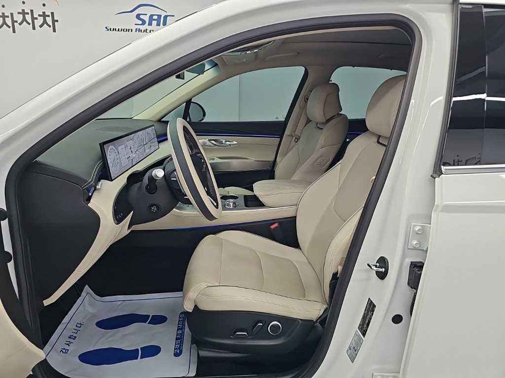 GV70 2.5T 가솔린 2WD 기본형 2025년식