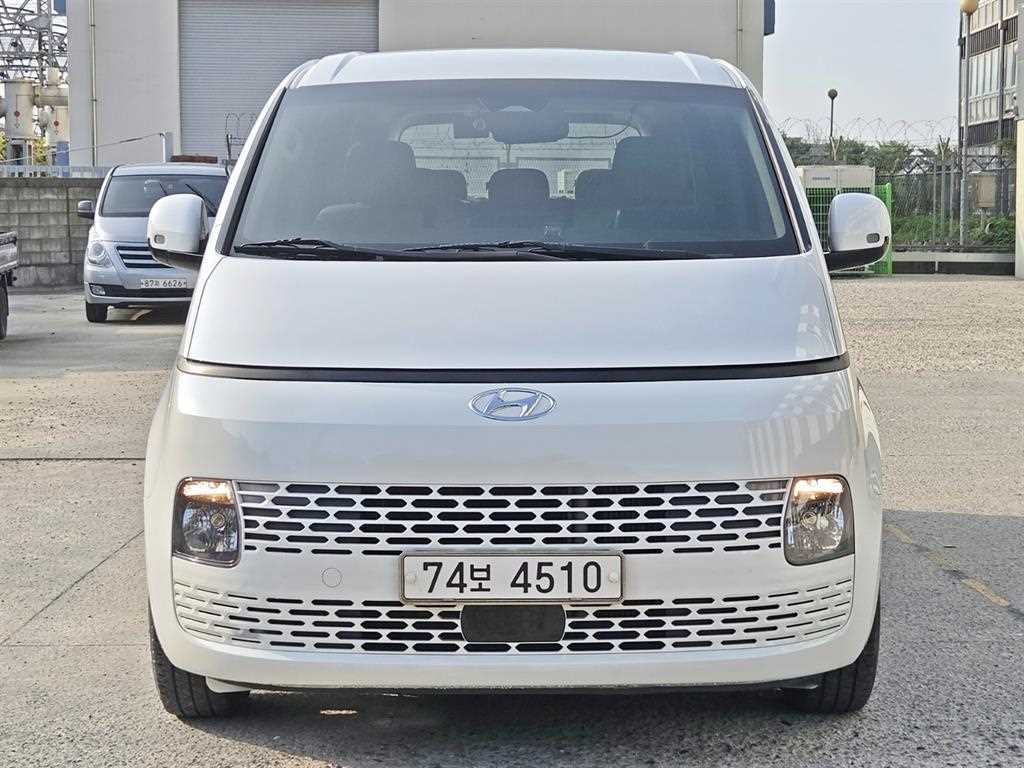 스타리아 2WD 디젤 투어러 모던 11인승 2022년식