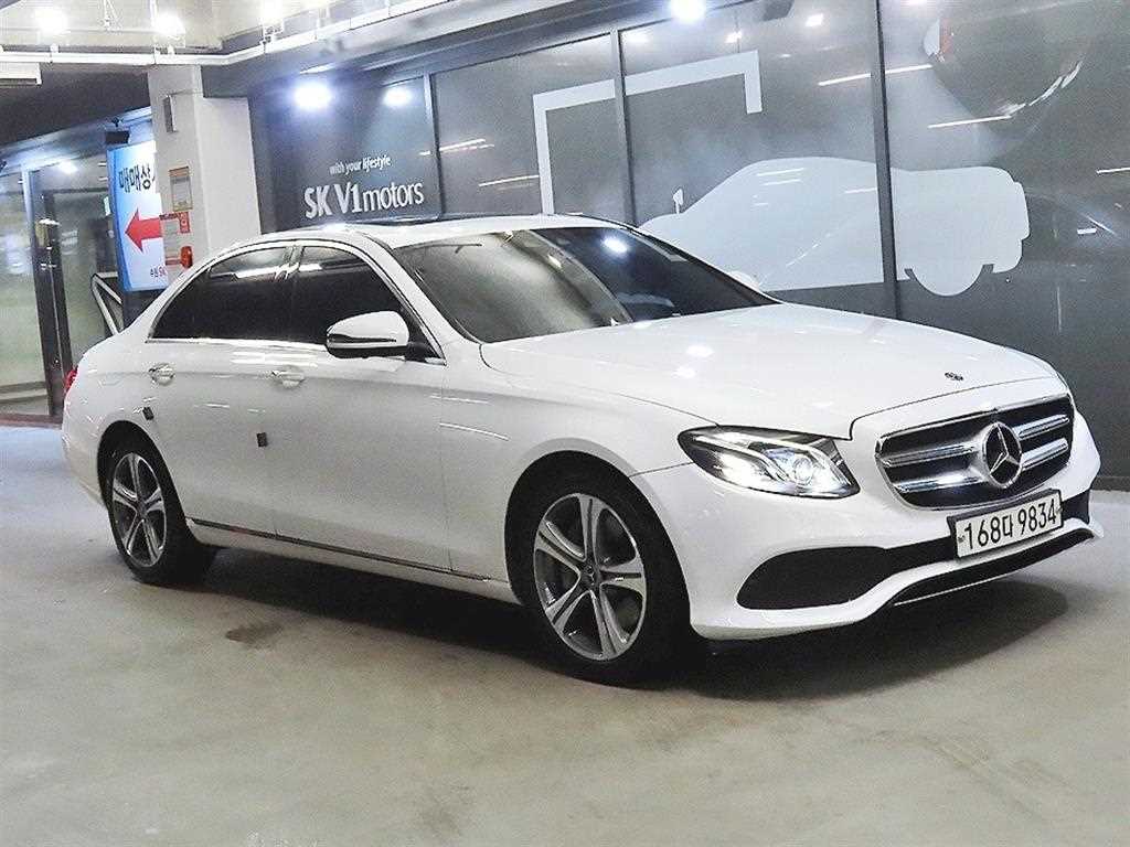 E-클래스 W213 E300 4MATIC 아방가르드 2018년식