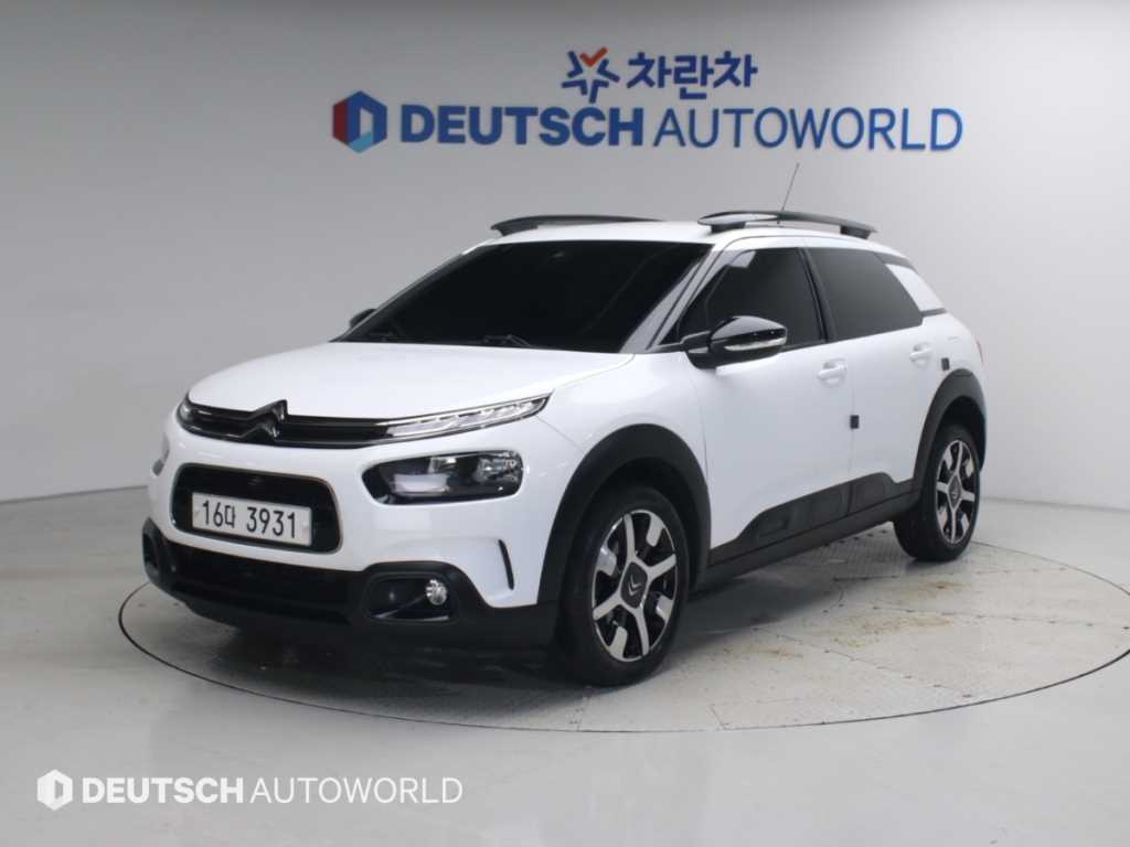 C4 각투스 1.6 BLUEHDI 샤인 2019년식