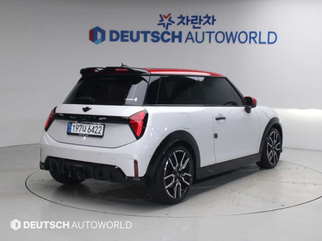 MINI 쿠퍼 JCW 사진 2/20