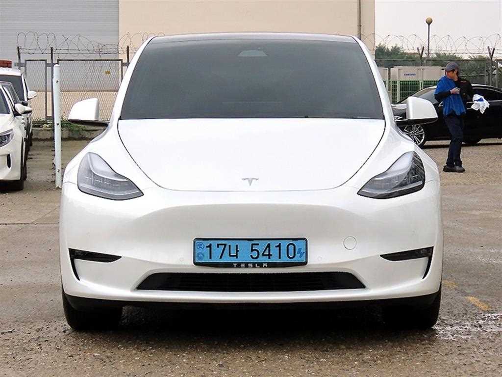 모델 Y 롱 레인지 2021년식