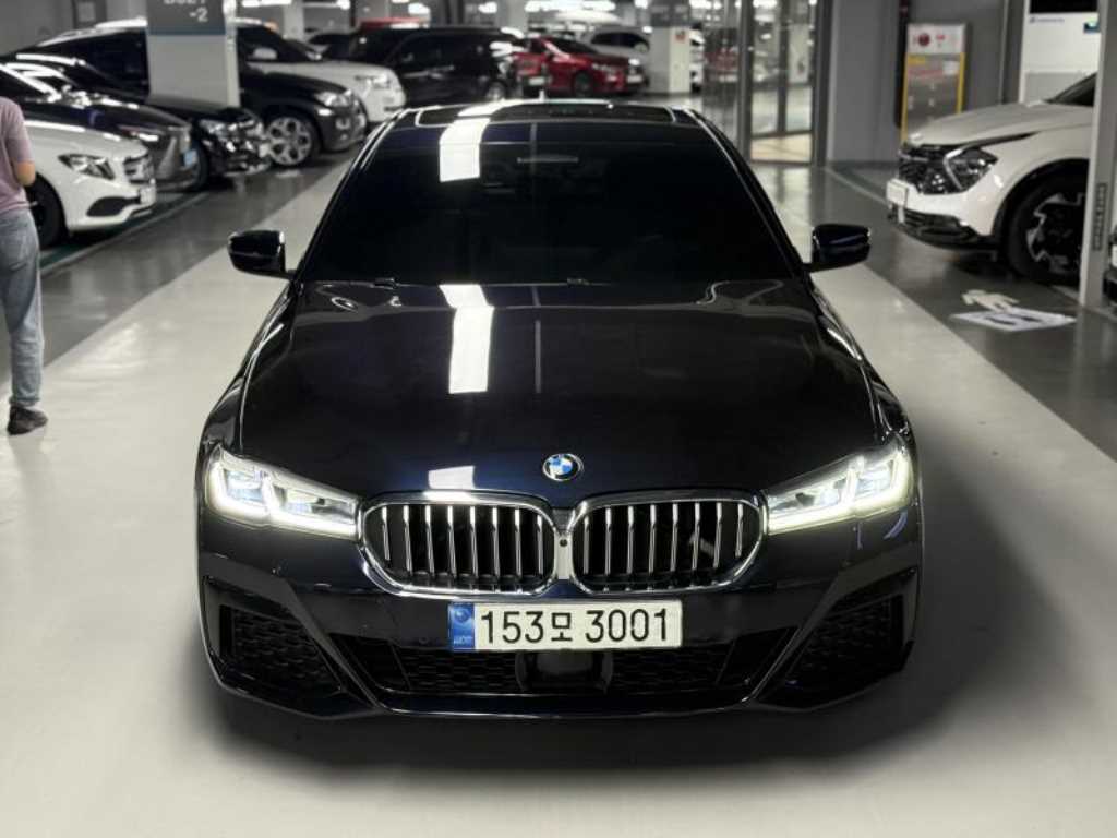 5시리즈 (G30) 530i xDrive M 스포츠 2022년식