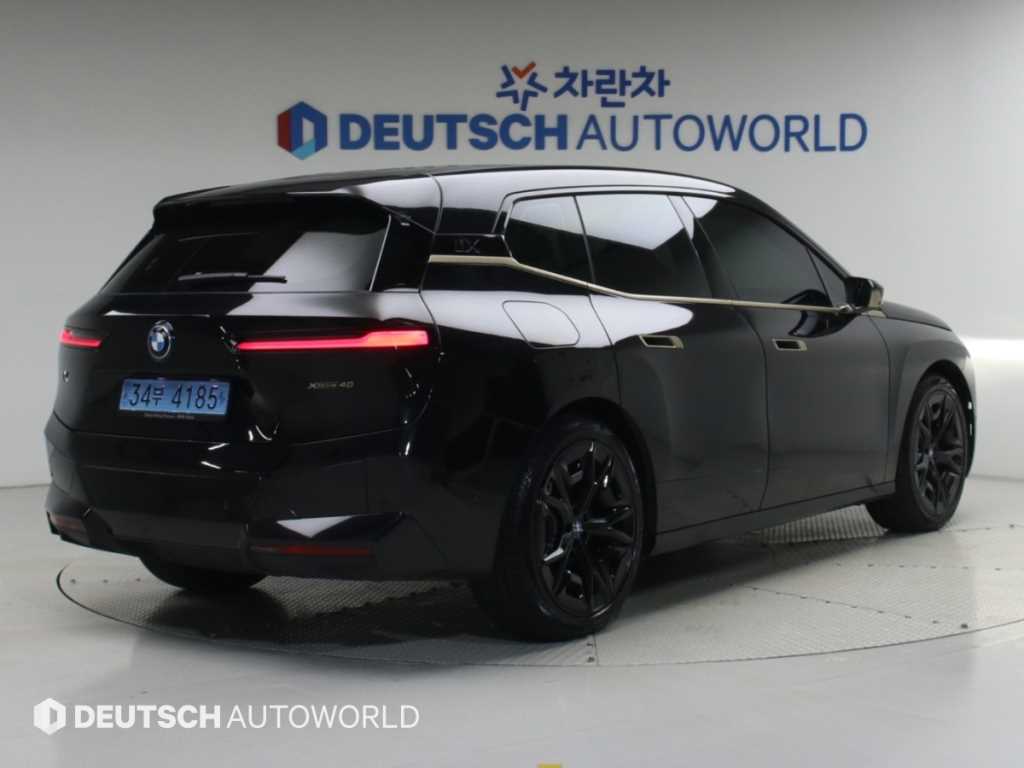 BMW iX xDrive 40 퍼스트 에디션 사진 2/20