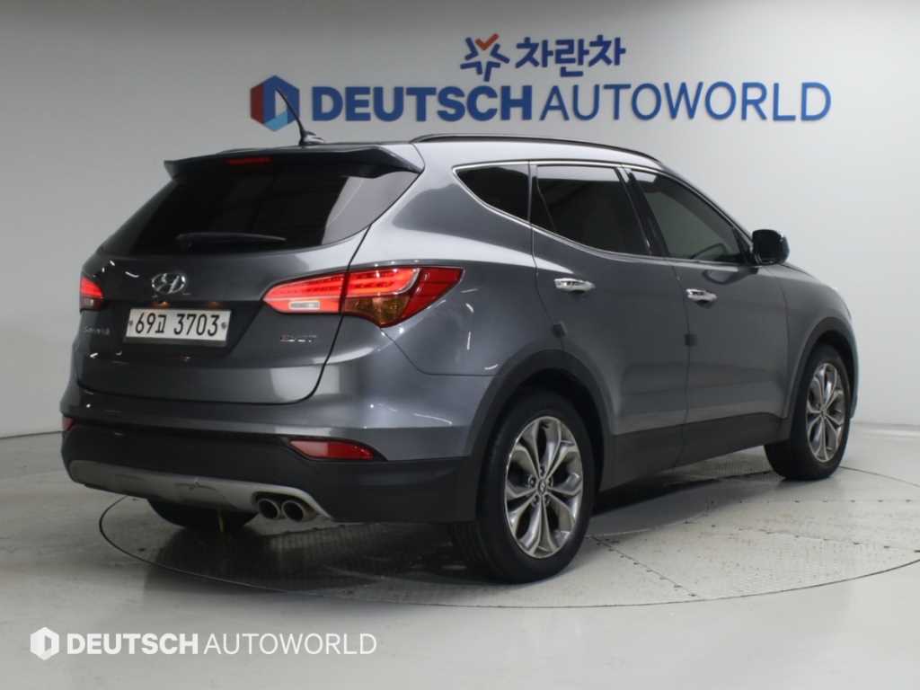 현대 싼타페 디젤 2WD 2.0 익스클루시브 사진 2/20