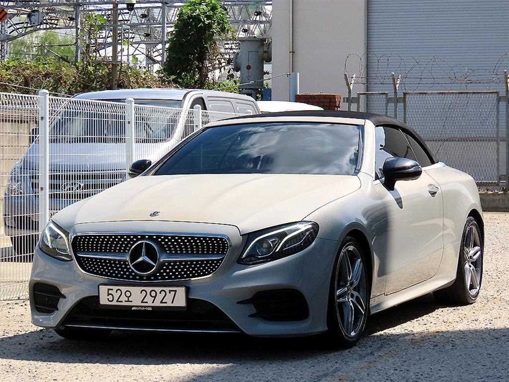 벤츠 E 클래스 E220d 카브리올레 사진 2/20