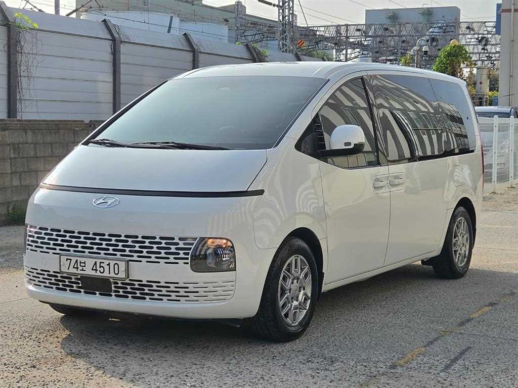 현대 스타리아 2WD 디젤 투어러 모던 11인승 사진 2/20