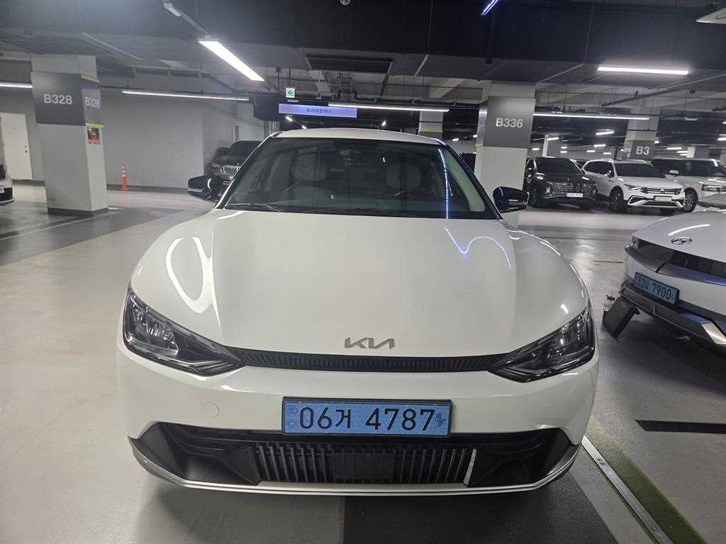 EV6 롱레인지 에어 2022년식