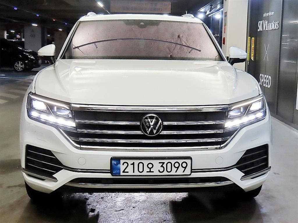 폭스바겐 투아렉 3.0 TDI 프레스티지 사진 2/20