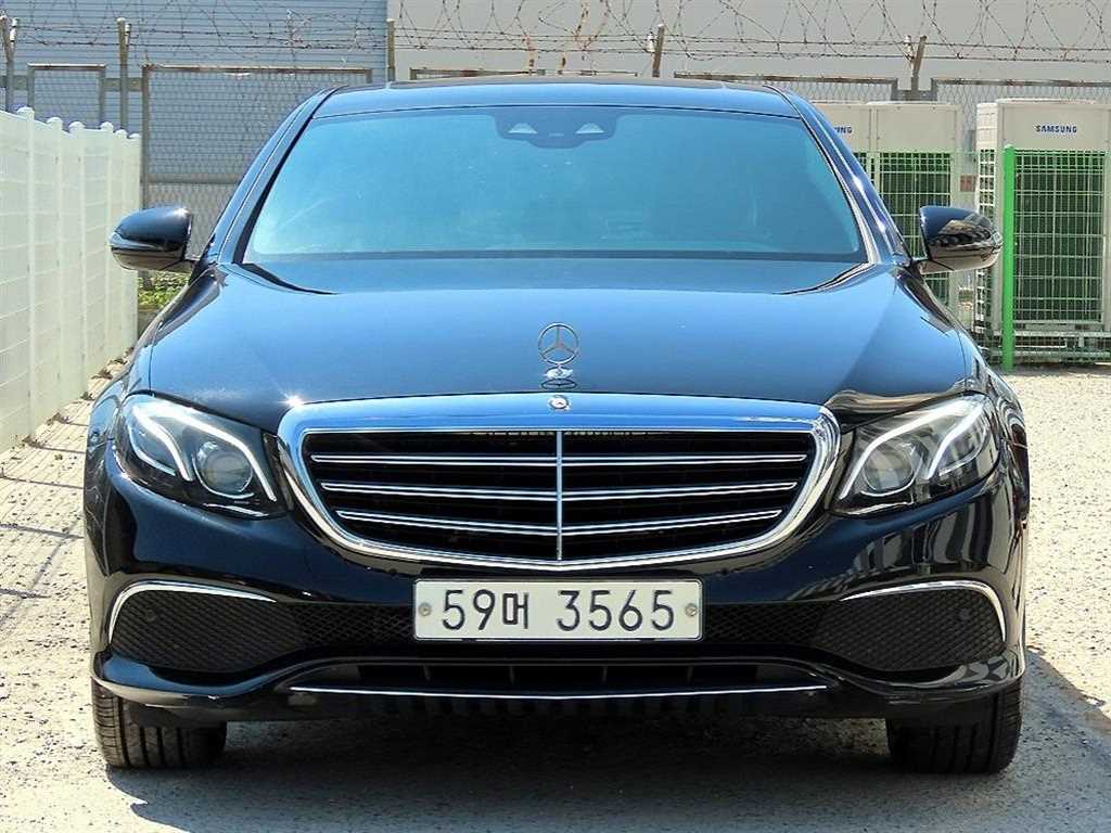 E-클래스 W213 E220d 4MATIC 익스클루시브 2017년식