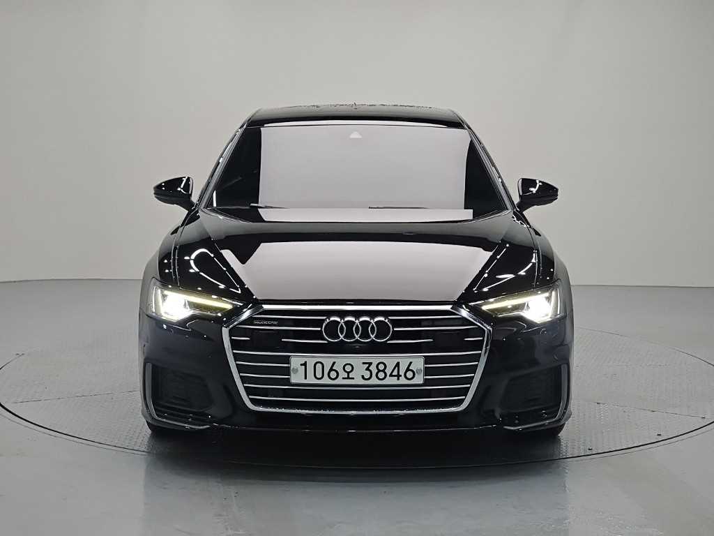 아우디 A6 40 TDI 콰트로 프리미엄 사진 2/19