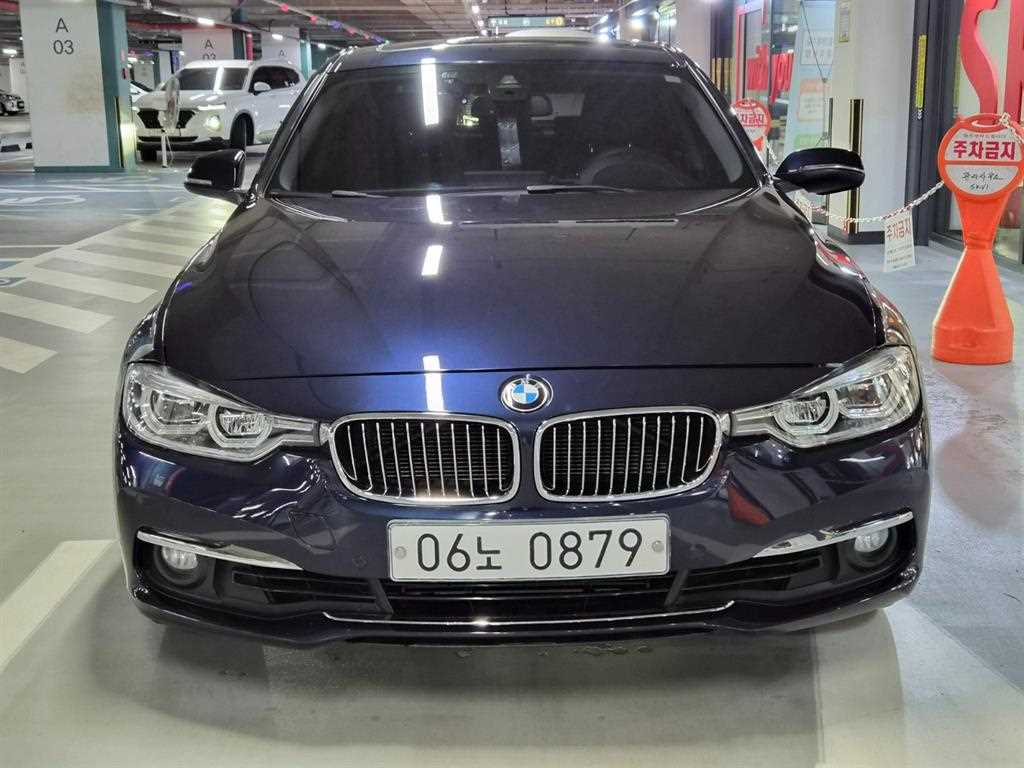 BMW 3시리즈 320i 럭셔리 사진 2/20