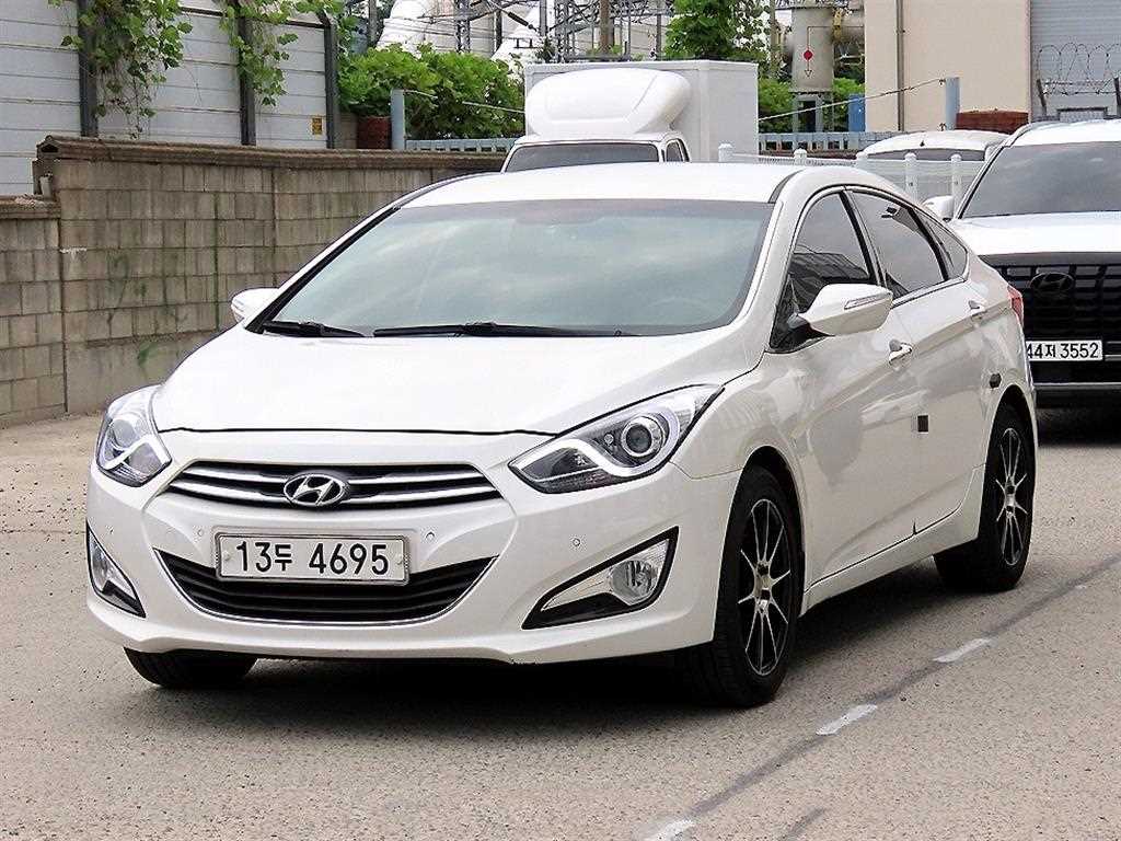 현대 i40 2.0 GDI MODERN 사진 2/20