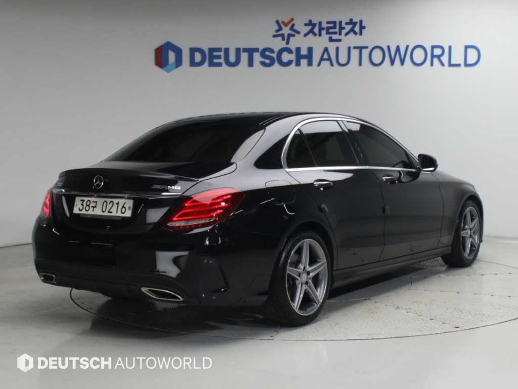 벤츠 C 클래스 C200 AMG LINE 사진 2/20