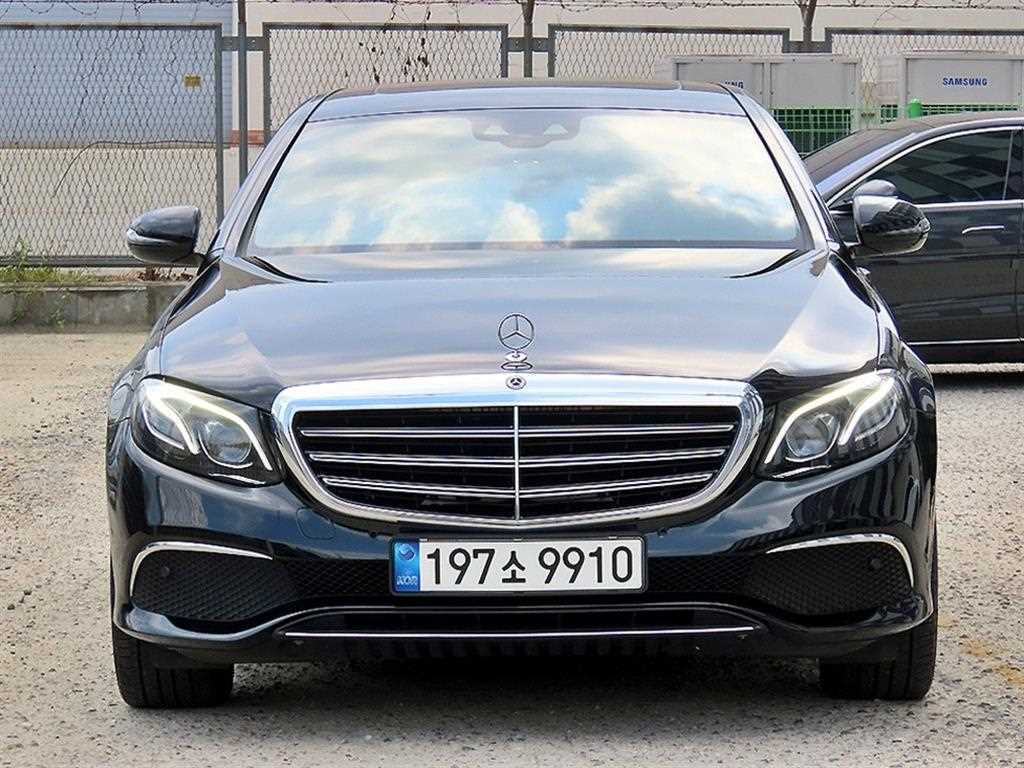 E-클래스 W213 E220d 4MATIC 익스클루시브 2018년식