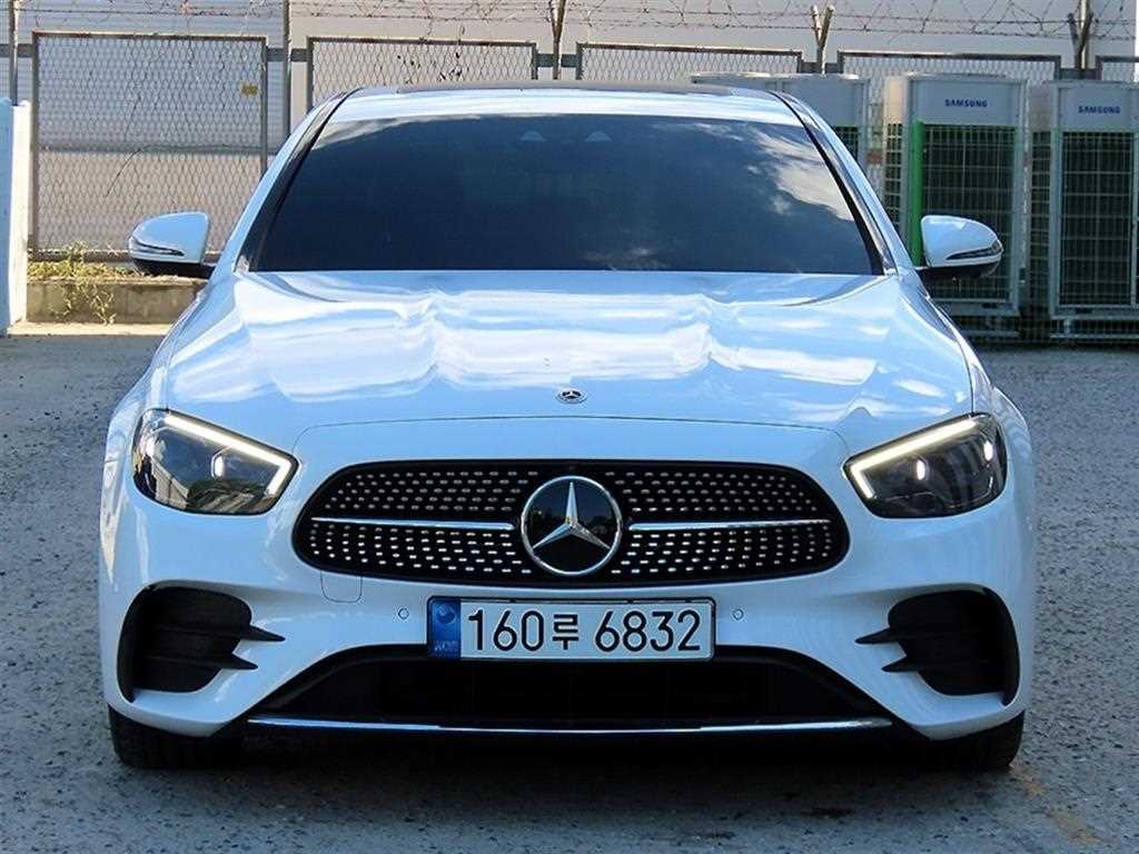 E-클래스 W213 E220d 4MATIC AMG라인 2022년식