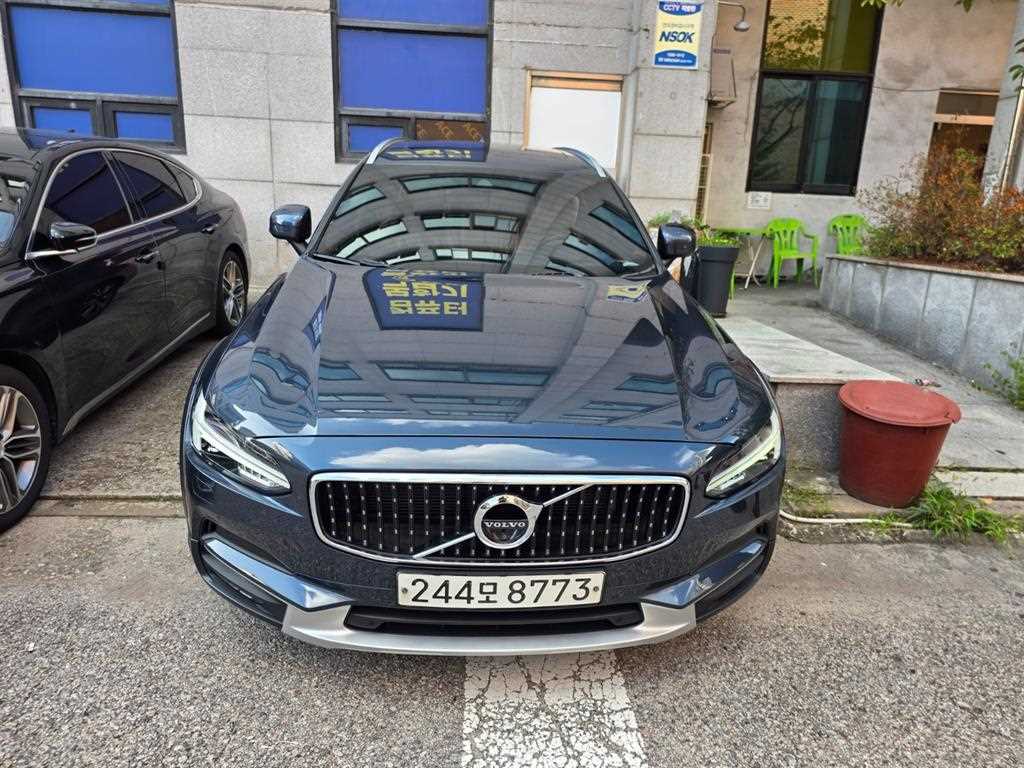 V90 크로스컨트리 T5 프로 AWD 2020년식