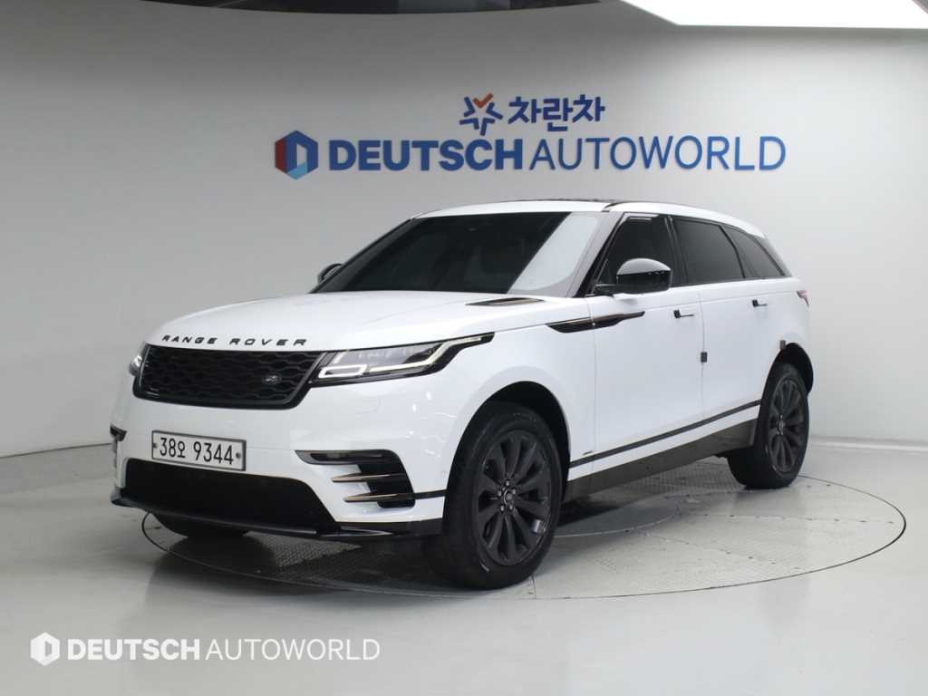 레인지로버 벨라 3.0 D300 R-다이나믹 SE 2018년식
