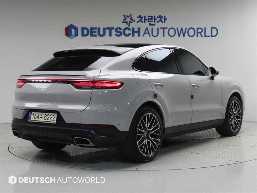 포르쉐 카이엔 3.0 쿠페 사진 2/20
