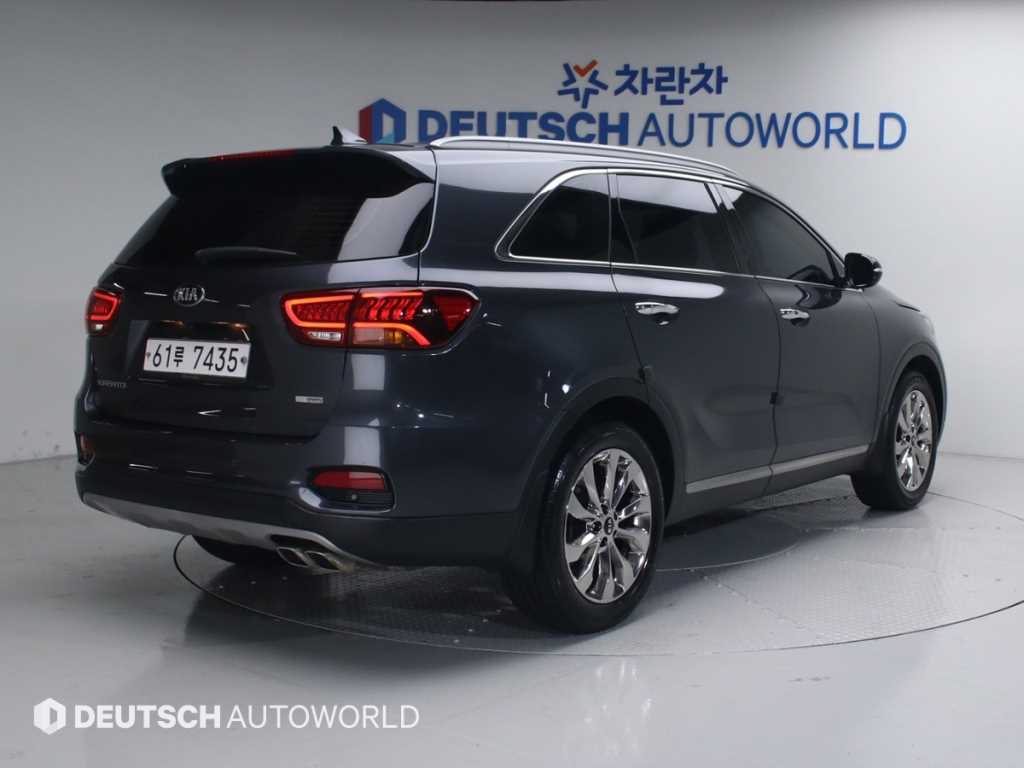 기아 쏘렌토 디젤 2.2 2WD 넘버원 에디션 사진 2/20