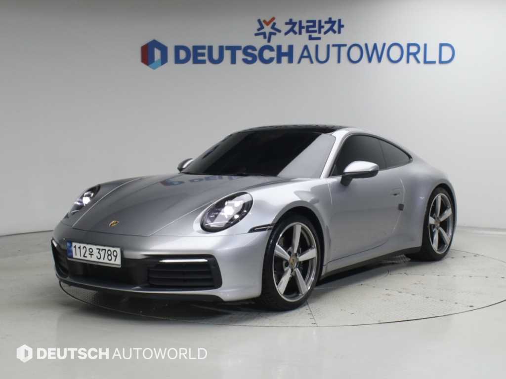 911(992) 카레라 4 2023년식
