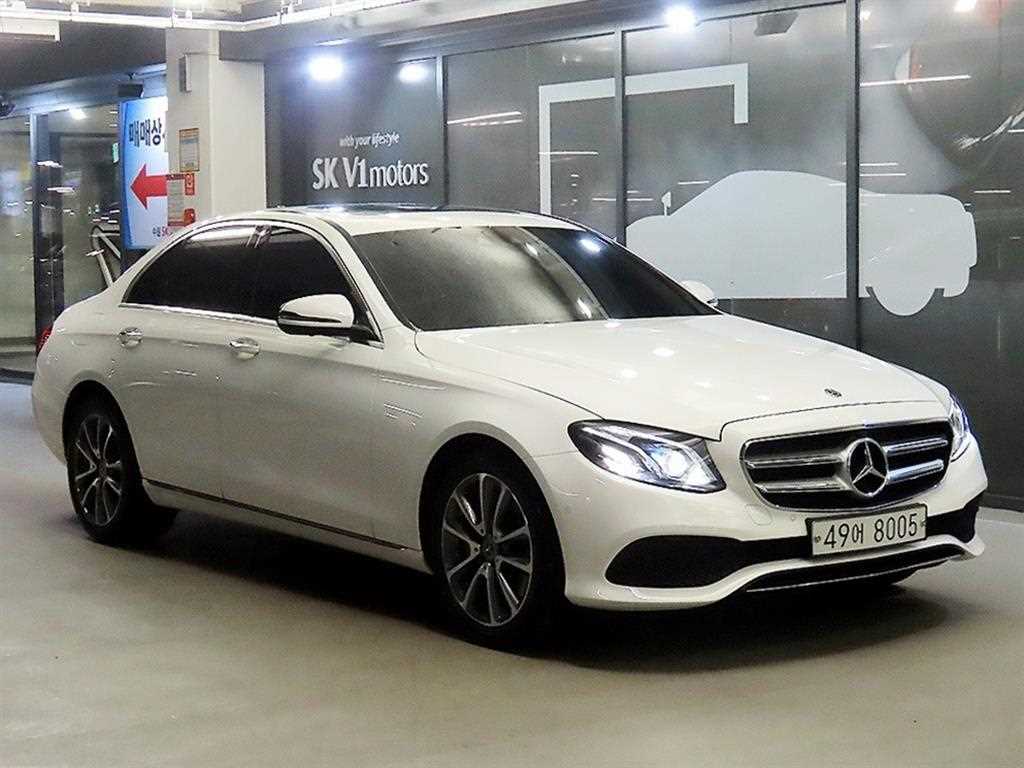 E-클래스 W213 E300 4MATIC 아방가르드 2019년식