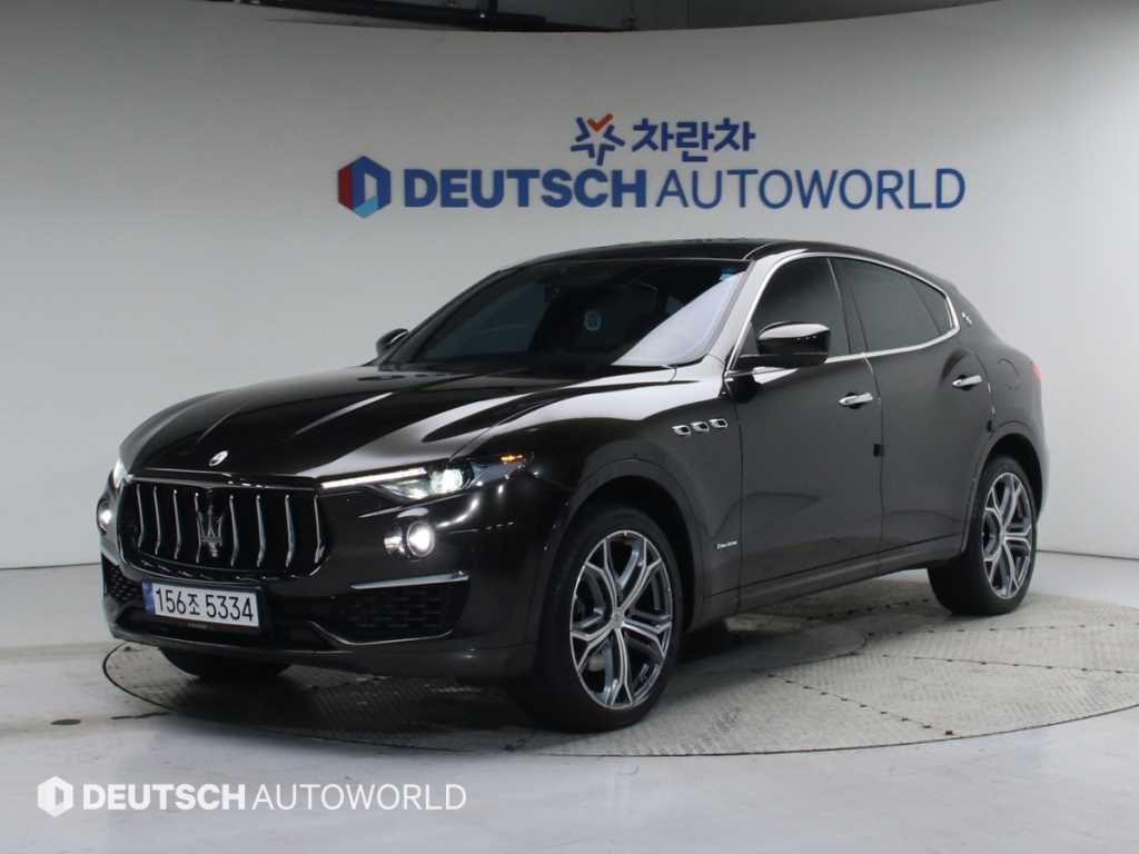 르반떼 3.0 디젤 AWD 그란 루쏘 2019년식