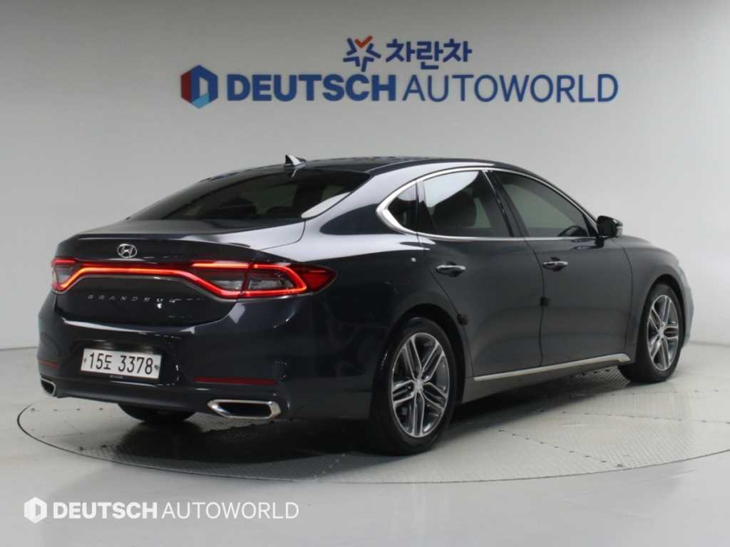 현대 그랜저 2.4 GDI 프리미엄 스페셜 사진 2/20