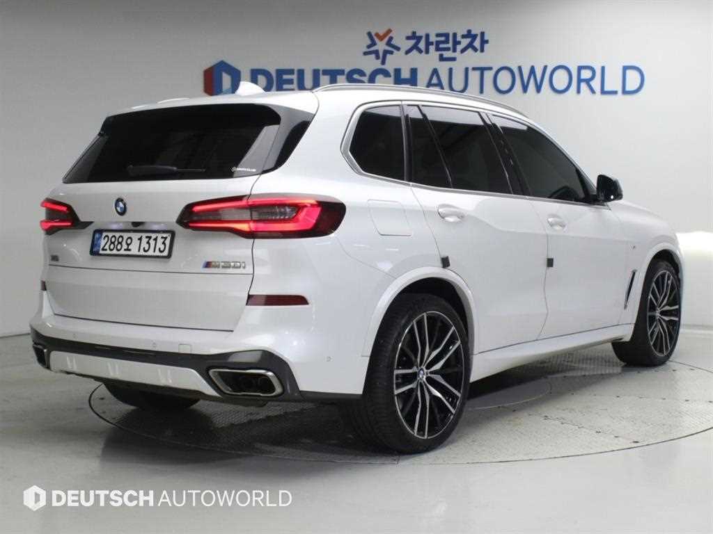 BMW X5 M50i 사진 2/20