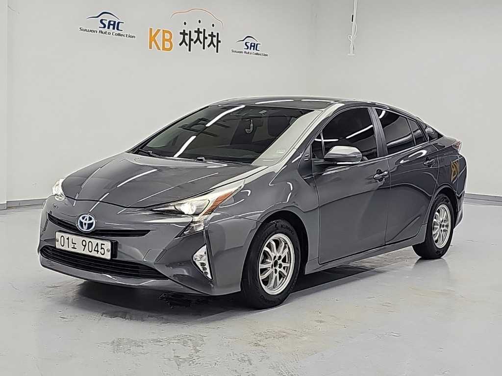 토요타 프리우스 1.8 E 사진