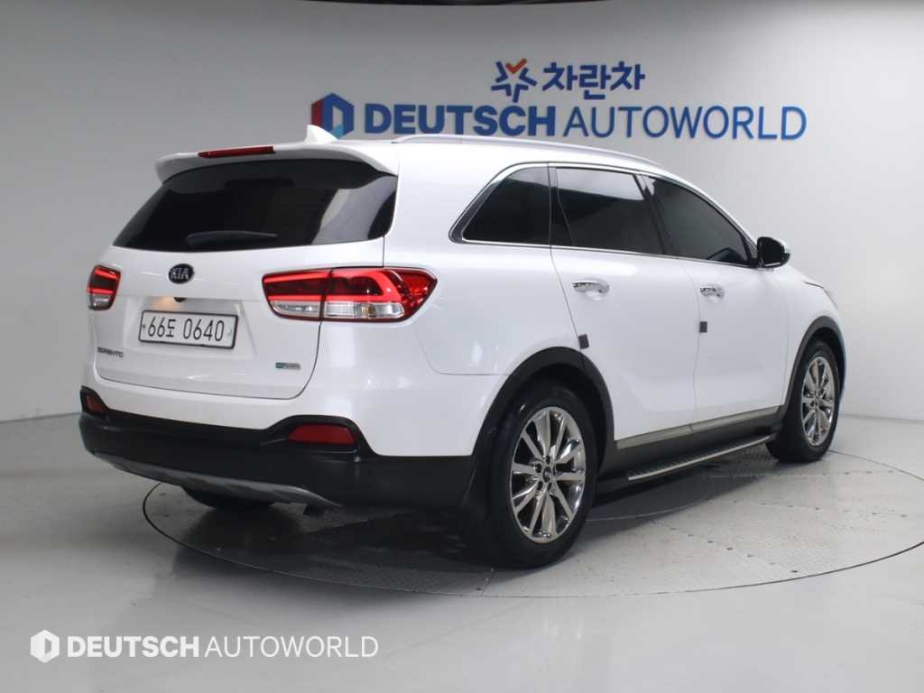 기아 쏘렌토 디젤 2WD 2.2 노블레스 사진 2/20