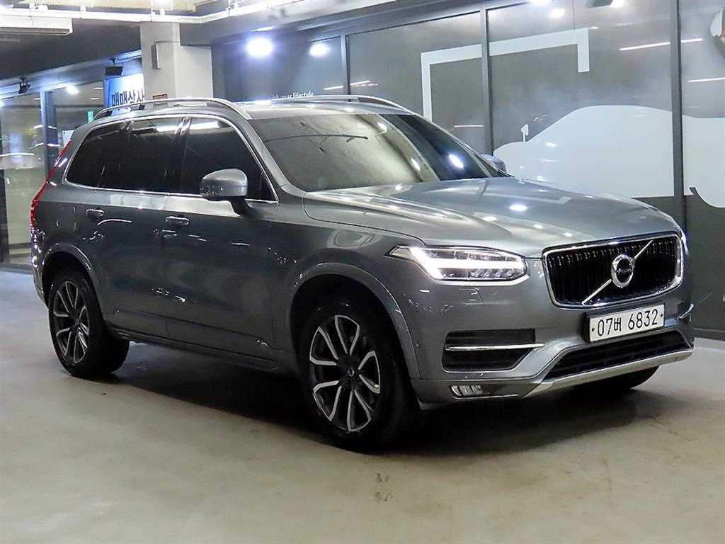 XC90 2세대 2.0 T6 AWD 모멘텀 2018년식