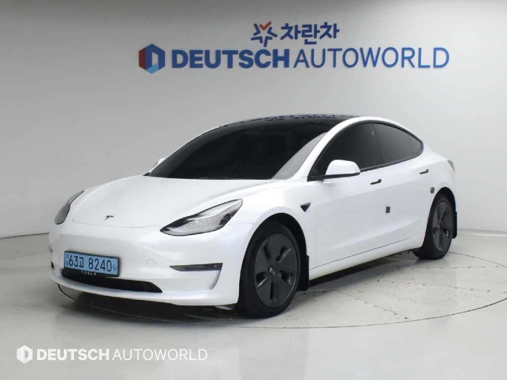 모델 3 롱 레인지 2022년식