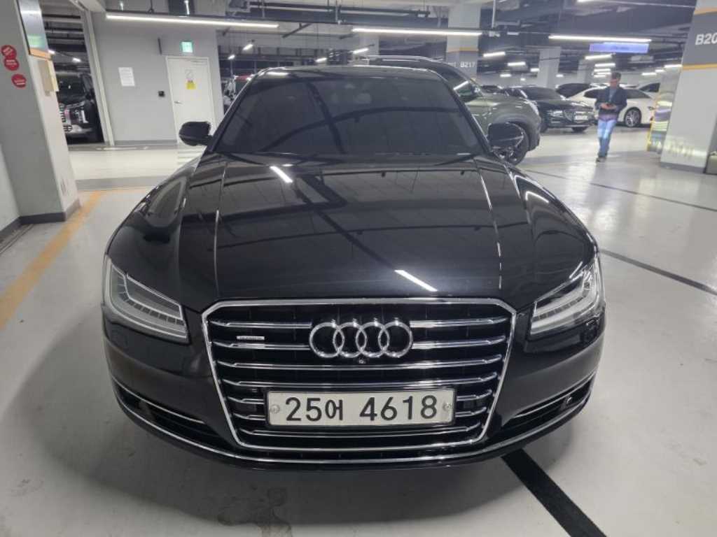 뉴A8 60 TDI 콰트로 LWB 2015년식