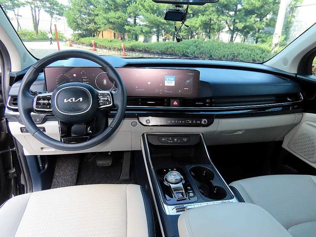 더 뉴 카니발 하이브리드 HEV 9인승 시그니처 그래비티 2025년식