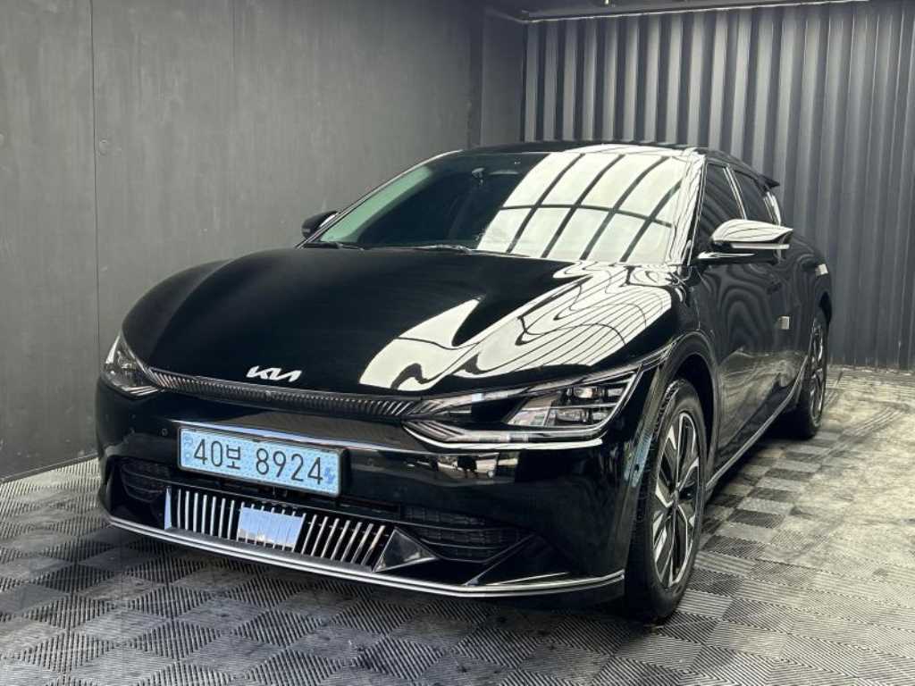 EV6 롱레인지 어스 2022년식