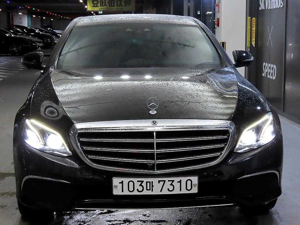 벤츠 E 클래스 E300 아방가르드 사진 2/20