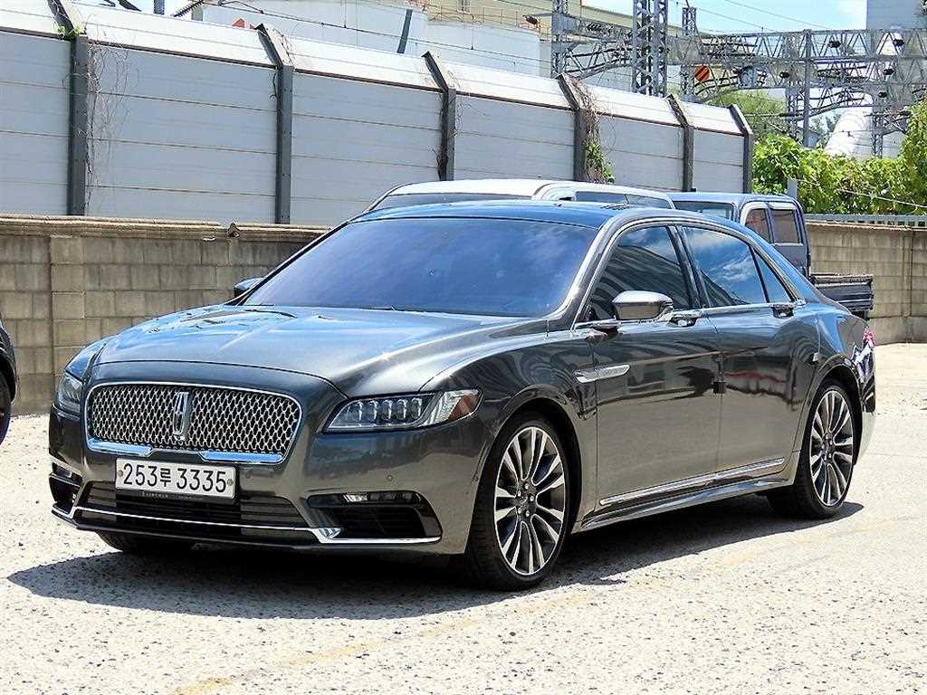 링컨 컨티넨탈 3.0 AWD 리저브 사진 2/20
