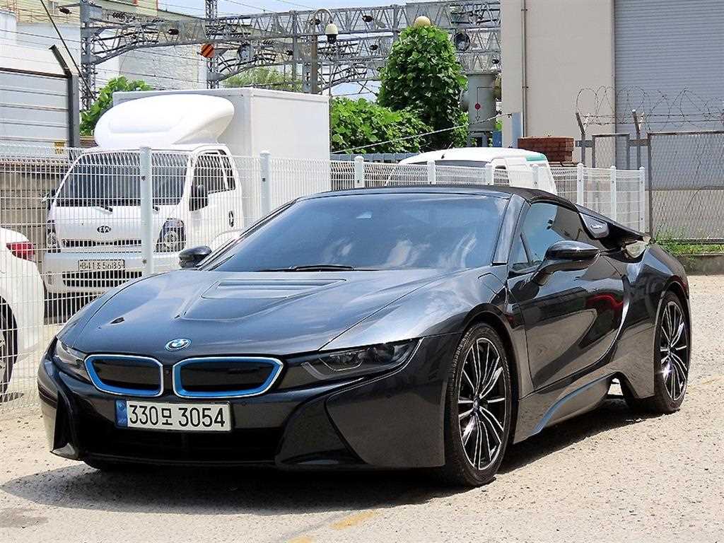 BMW i8 로드스터 사진 2/20