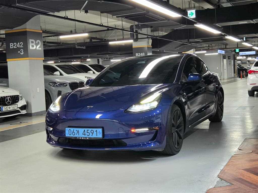 모델 3 롱 레인지 2022년식