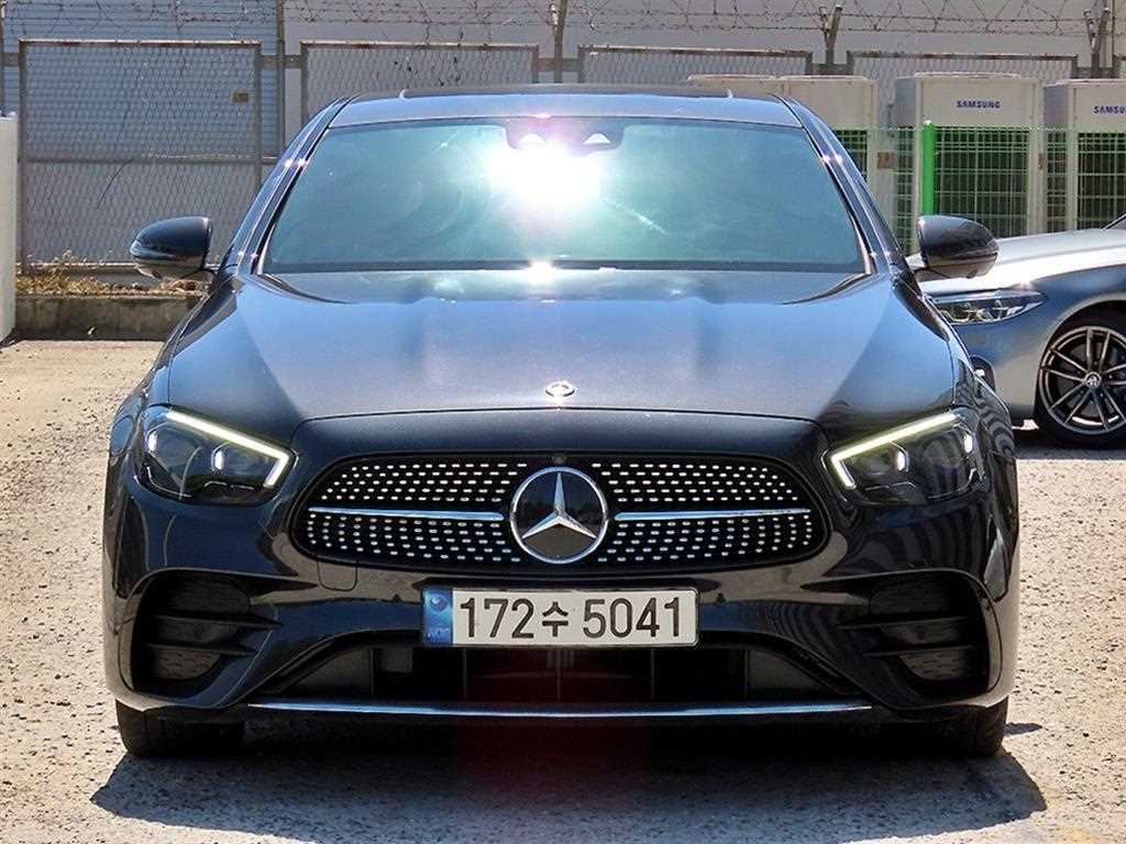 E-클래스 W213 E220d 4MATIC AMG라인 2021년식