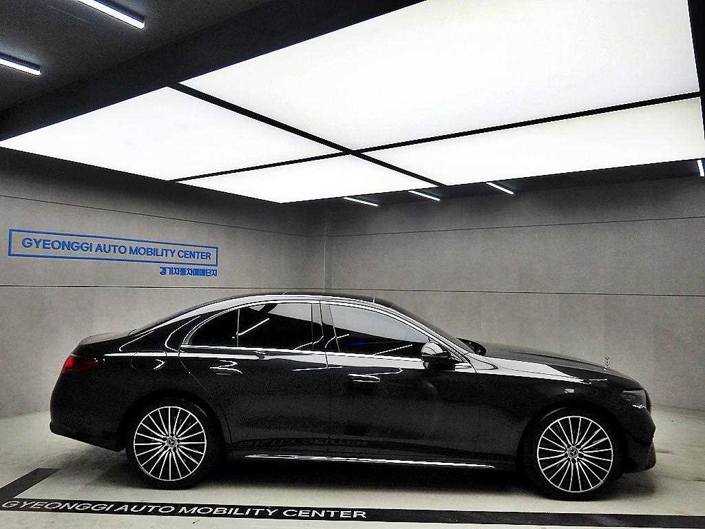 벤츠 E 클래스 E450 4MATIC 익스클루시브 사진 2/20