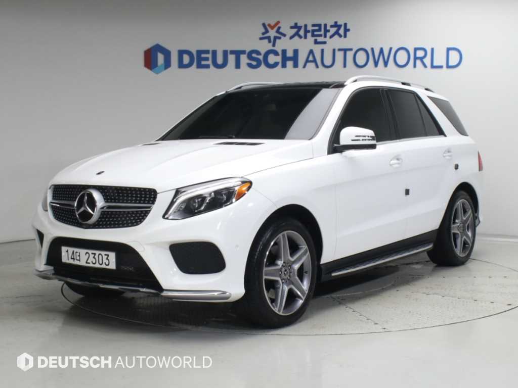 벤츠 GLE 클래스 GLE 350 d 4MATIC 프리미엄 사진 2/20