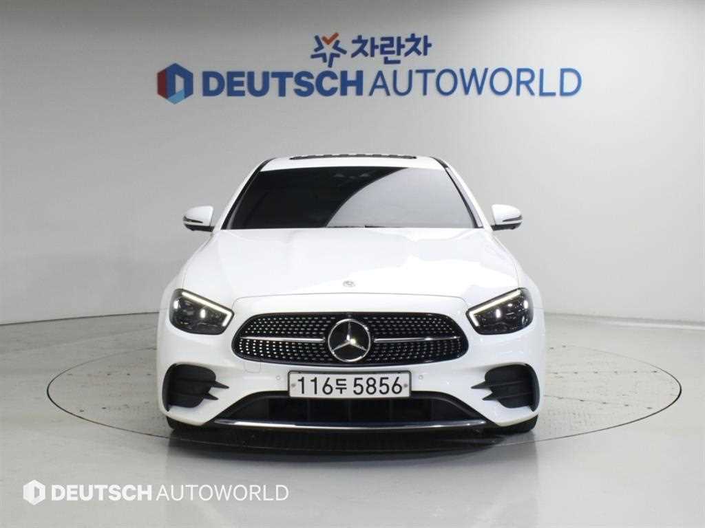 E-클래스 W213 E220d 4MATIC AMG라인 2021년식
