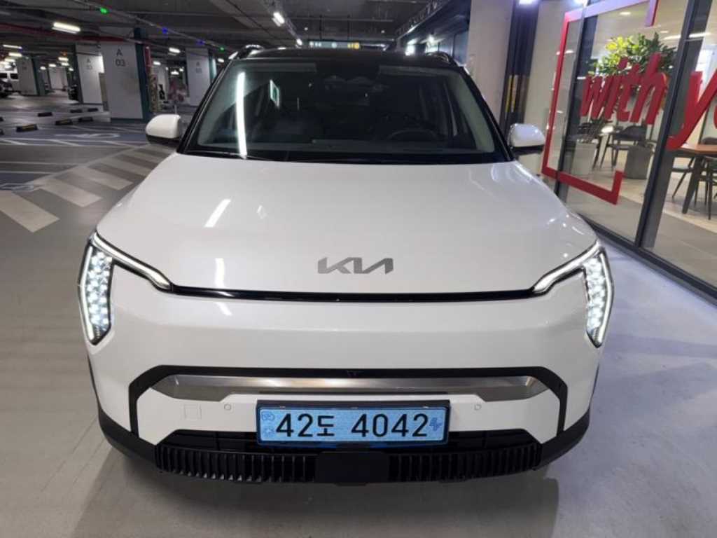 EV3 롱레인지 2WD 어스 2025년식