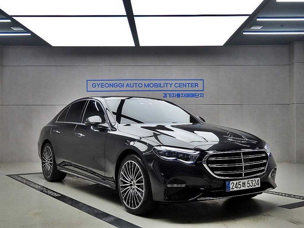 벤츠 E 클래스 E450 4MATIC 익스클루시브 사진