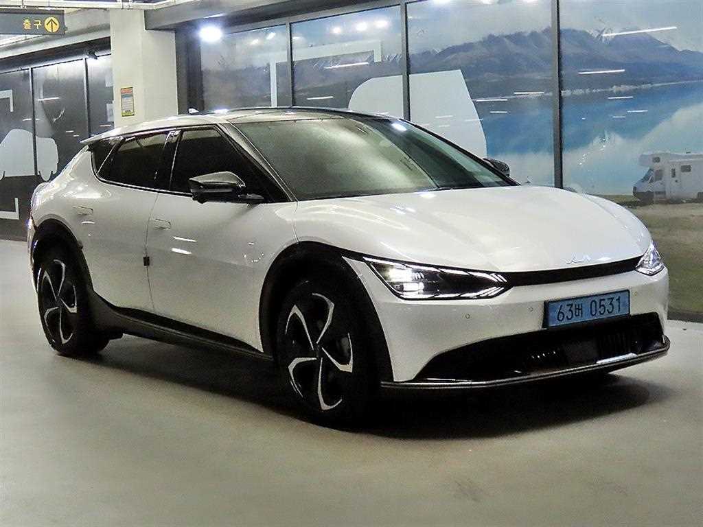 EV6 롱레인지 AWD 어스 2023년식