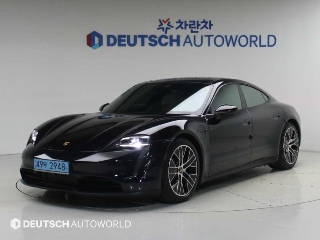 타이칸 베이스 2022년식