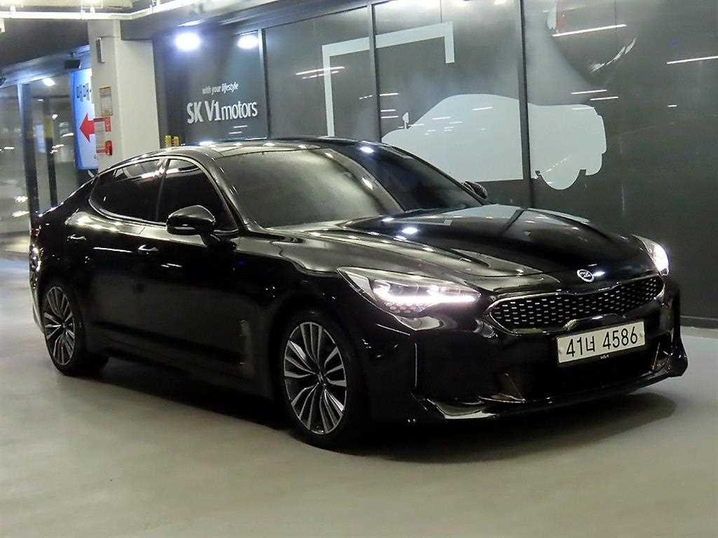 스팅어 가솔린 2.0 터보 AWD 플래티넘 2018년식